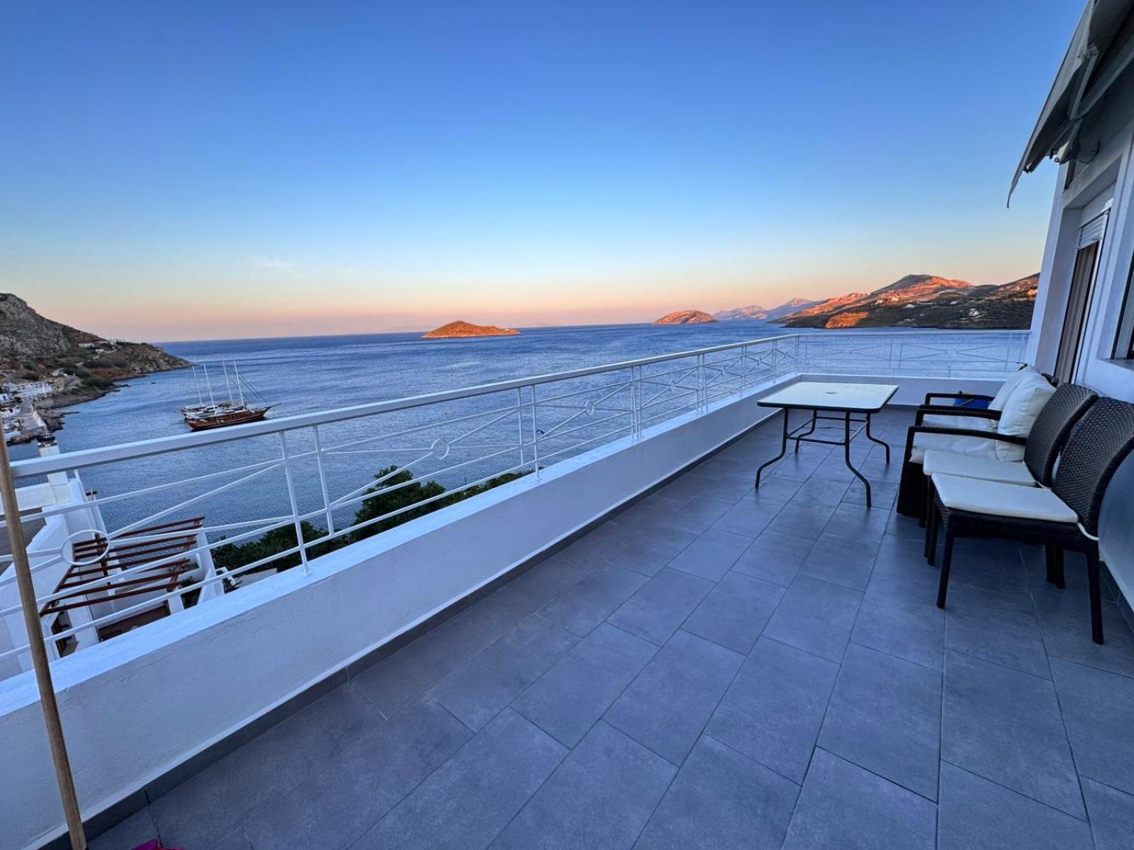 Infinity Blue Suite Panteli Exteriér fotografie
